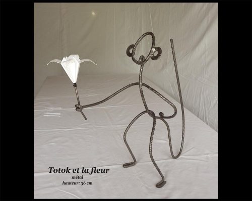 05-Sculpture Desca Totok et la fleur