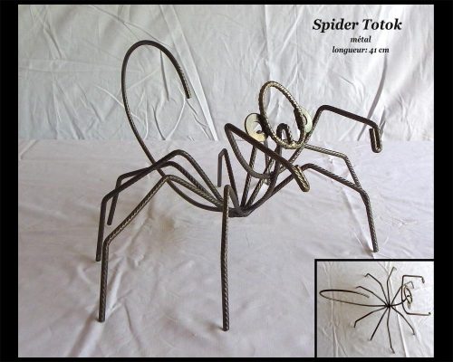 11 Sculpture Desca Spider Totok